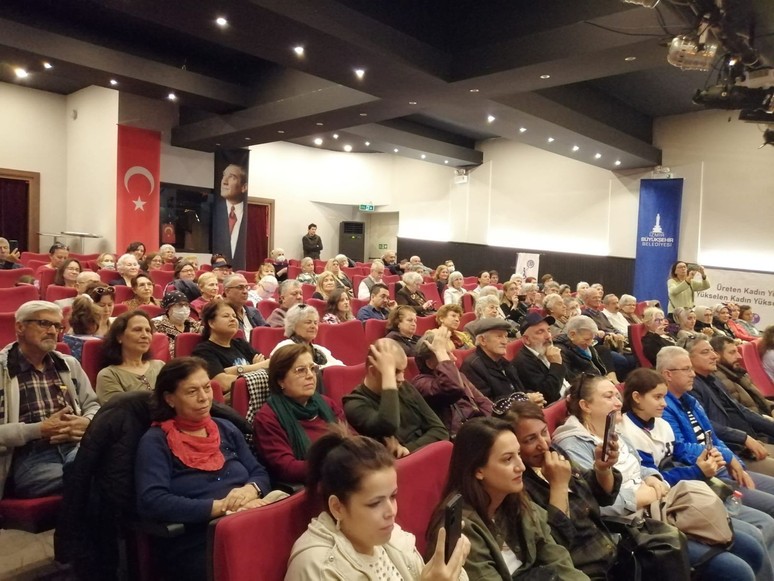 8 Mart’ta işçiler kürsüde - Resim : 1