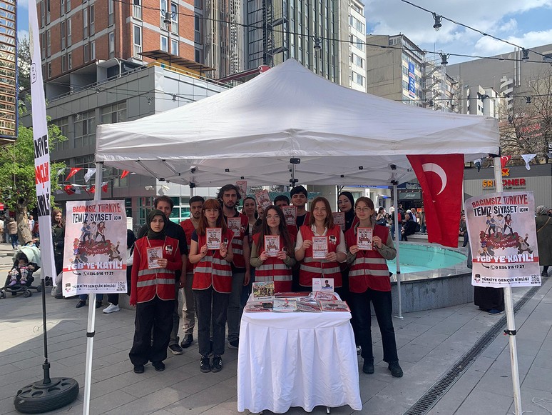 Gençlik tam bağımsız ve Bütünleşen Türkiye için buluşuyor - Resim : 2