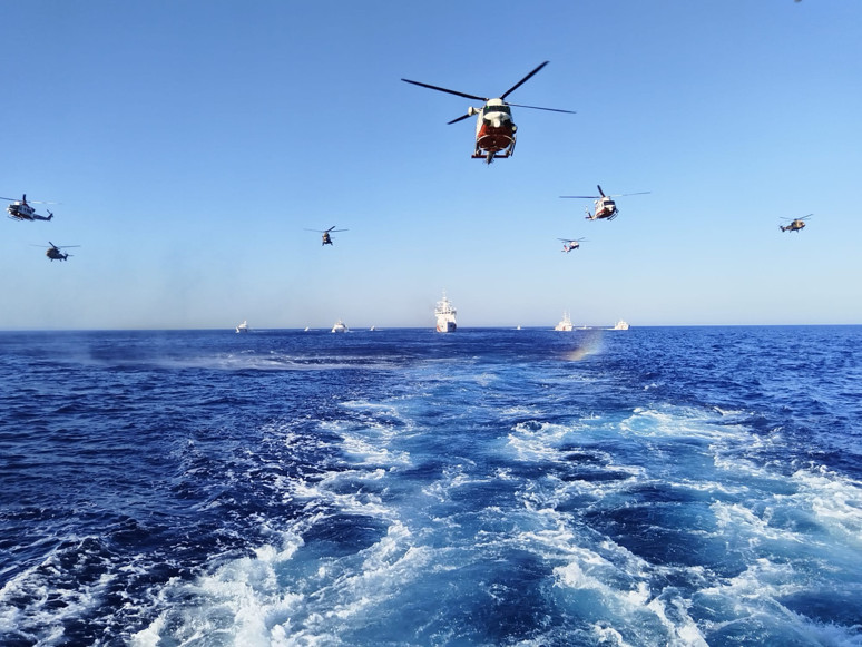 Doğu Akdeniz'de gövde gösterisi! - Resim : 1