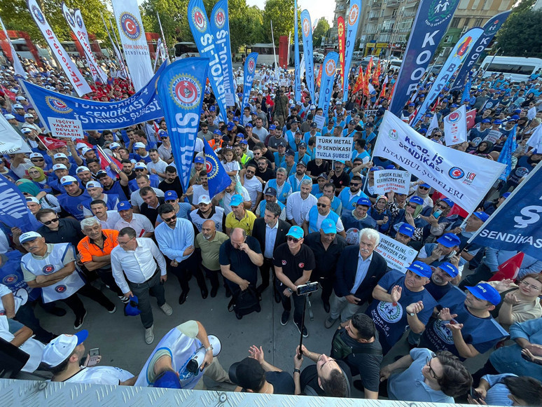 TÜRK-İŞ’ten örnek tavır! Emek ve Vatan mücadelesi kol kola - Resim : 2