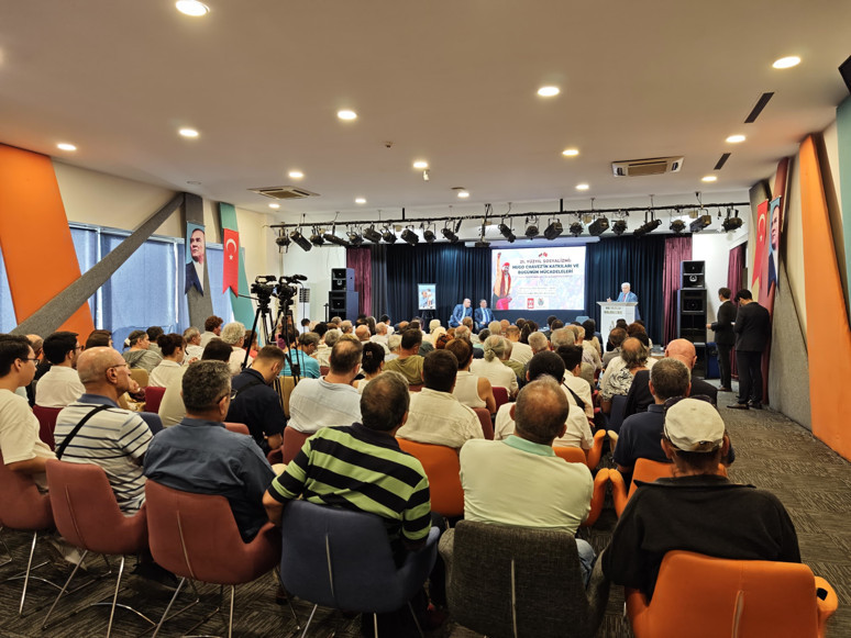 Doğu Perinçek: Biz Chavez’in yoldaşlarıyız - Resim : 4