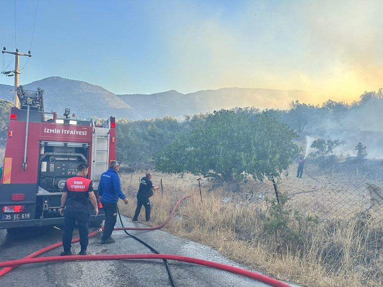 Çanakkale yangını kontrol altına alındı! Düşmanın ele geçiremediği tabyayı yangın da ele geçiremedi - Resim : 3