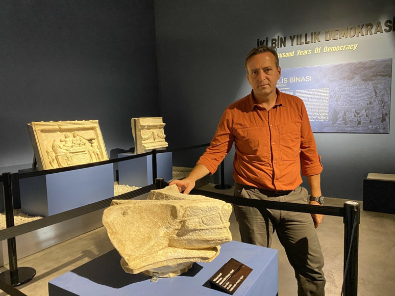 Manisa'da bulundu! Tam 2 bin 200 yıllık... - Resim : 1