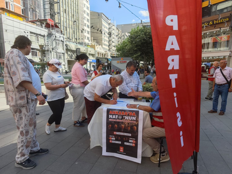 NATO karşıtı kampanyada ikinci gün: Ankara'da imza masalarına yoğun ilgi - Resim : 3