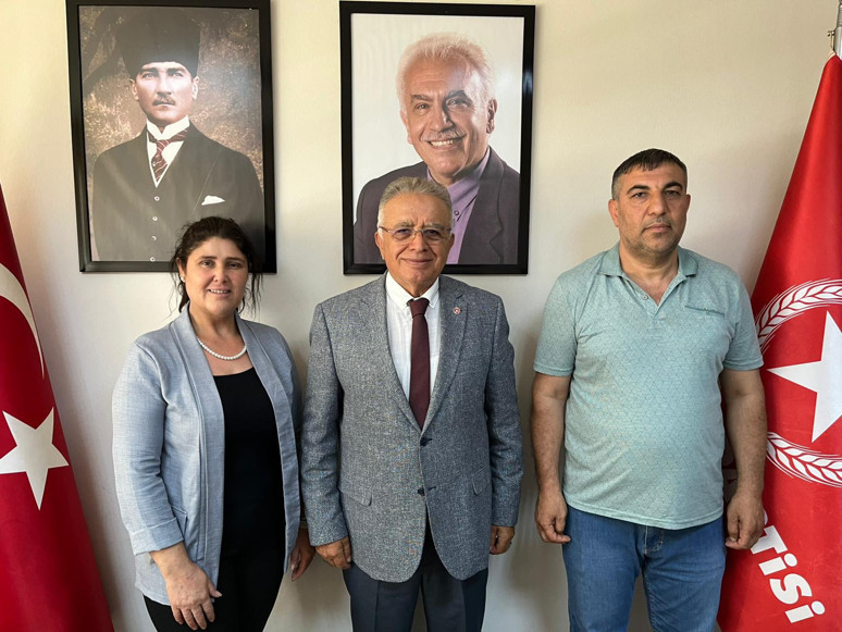 Karabağlar’ın spor kulüplerinden Vatan Partisi’ne ziyaret; Spor altyapısındaki eksiklikler masaya yatırıldı - Resim : 2