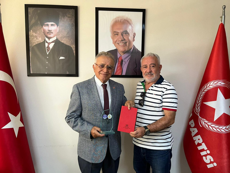Karabağlar’ın spor kulüplerinden Vatan Partisi’ne ziyaret; Spor altyapısındaki eksiklikler masaya yatırıldı - Resim : 7