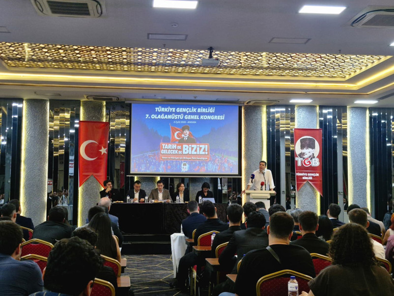 TGB’nin Yeni Genel Başkanı Mirza Çelik oldu: ‘Türk gençliği mürit olmaz’ - Resim : 11