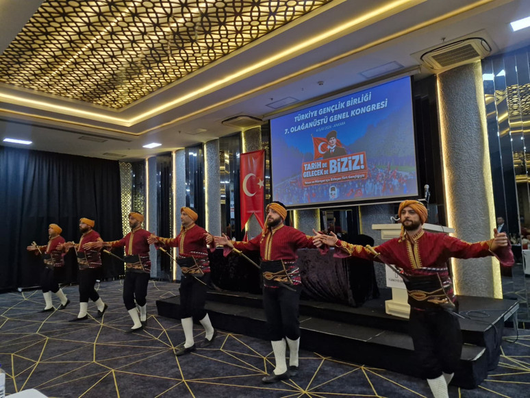 TGB’nin Yeni Genel Başkanı Mirza Çelik oldu: ‘Türk gençliği mürit olmaz’ - Resim : 10