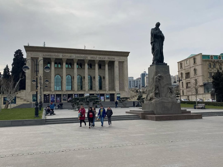 Nâzım Hikmet’siz 63 yıl… Yükselen Asya’nın Mavi Gözlü Dev’i - Resim : 1