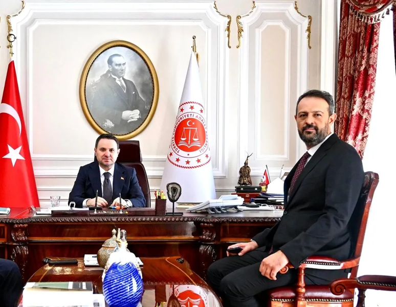 FETÖ’nün 'A takımı' için düğmeye basıldı: 119 ülkeye iade dosyası gönderildi - Resim : 4