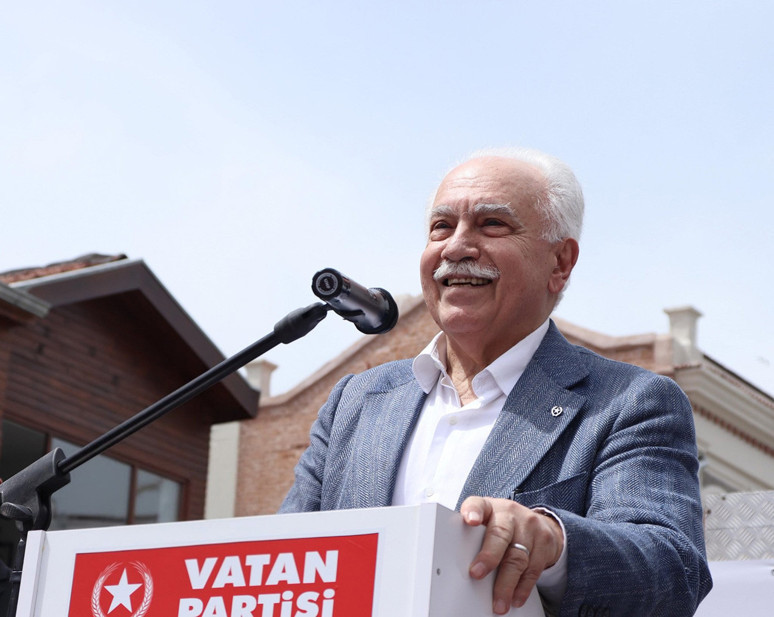 Tatbikatın hedefi Türkiye! Türk basını susuyor Yunan basını yazıyor - Resim : 2