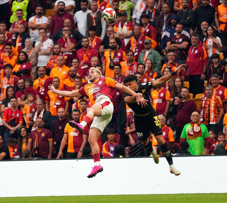 Galatasaray'ın yıldızı yuvadan uçuyor! Premier Lig devi peşinde - Resim : 1