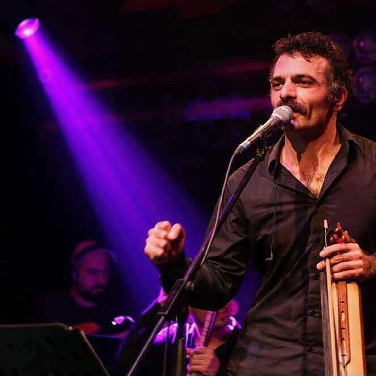 Müzik dünyasında telif isyanı! Sanatçı değil platformlar kazanıyor - Resim : 1