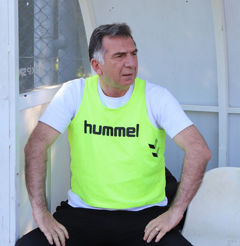 Galata Spor kulübü profesyonel ligde - Resim : 3