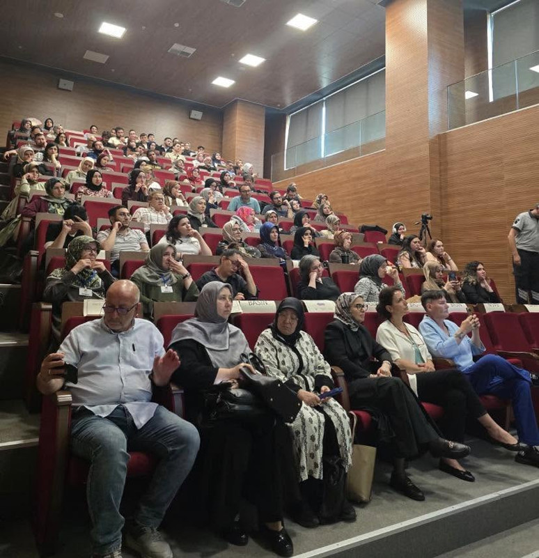 LGBT gerçeğini 30 yıllık savunucusundan dinledik ‘Mutlu trans birey’ imajı tehlikeli bir yalan! Artık ne Christian’ım ne de Nadia - Resim : 3