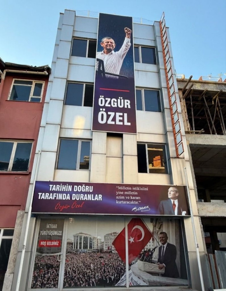CHP'de ikinci paralel bina! İzmir'den sonra Antalya da bölündü - Resim : 1