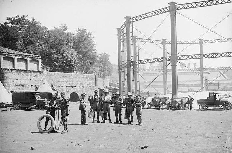 İstanbul'un işgalinden kalan eski fotoğraflar! Düşman askerleri şehri böyle kuşatmış - Resim: 3