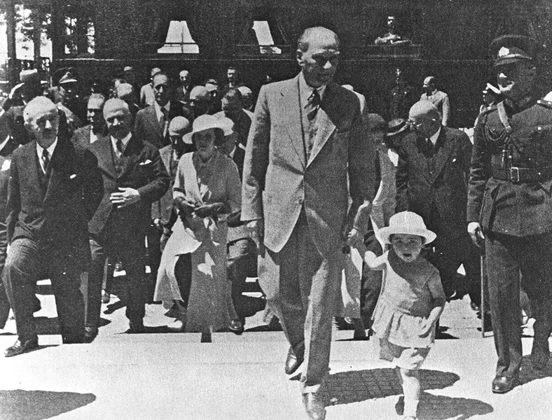 İşte Atatürk'ün çocuklara verdiği isimler ve anlamları! - Resim: 14