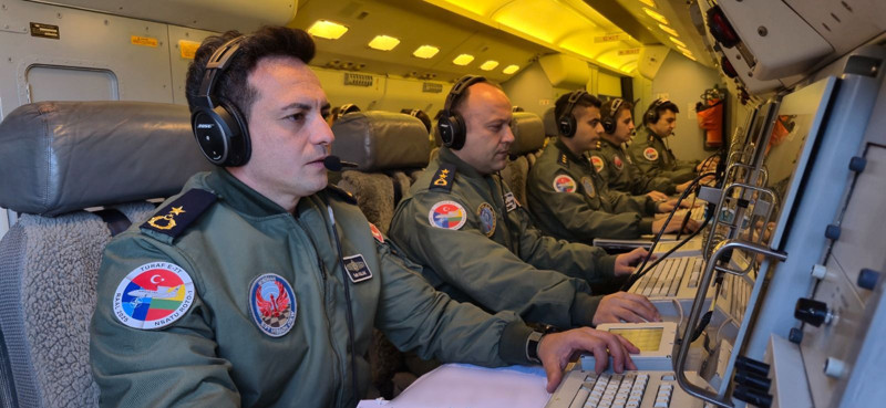 Türkiye NATO operasyonu kapsamında Baltık'a E-7T 'Barış Kartalı' uçağını konuşlandırdı - Resim: 6