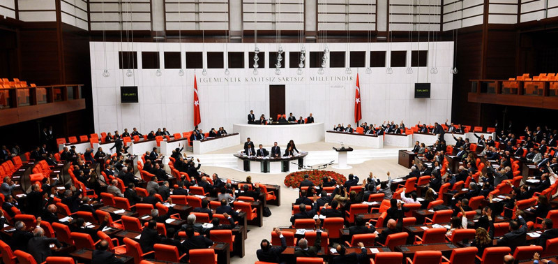 Özgür Özel'e soruşturma sonrası gündem oldu! Milletvekili dokunulmazlığının kaldırılması süreci nasıl işliyor? - Resim: 9