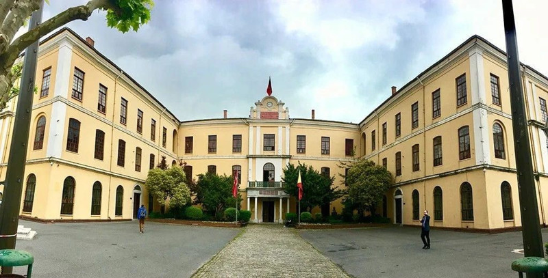 İşte İstanbul'un en iyi 40 lisesi! Bakın listede hangi okullar var - Resim: 40