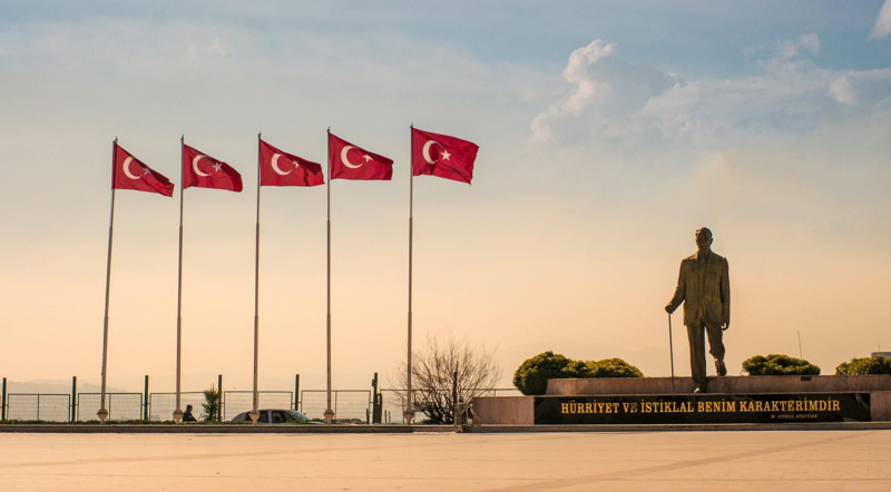 Atatürk’ün imzasını meğer bu kişi tasarlamış! Adını ilk kez duyacaksınız! - Resim: 1