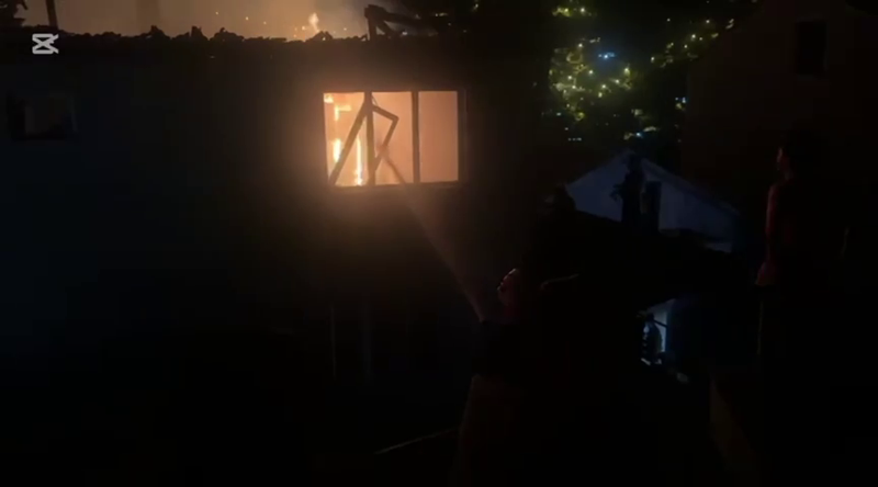 Zonguldak'ta korkutan yangın: Dört ev ve bir iş yeri yandı - Resim: 2