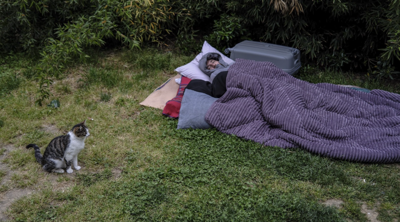 Deprem notları: 266 artçı deprem oldu, sokaklarda sabahlandı - Resim: 12