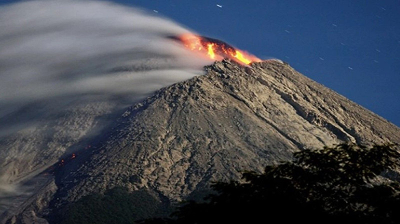 Santori Adası'nın volkanik patlama yaşandı mı? En son ne zaman büyük deprem oldu? - Resim: 6