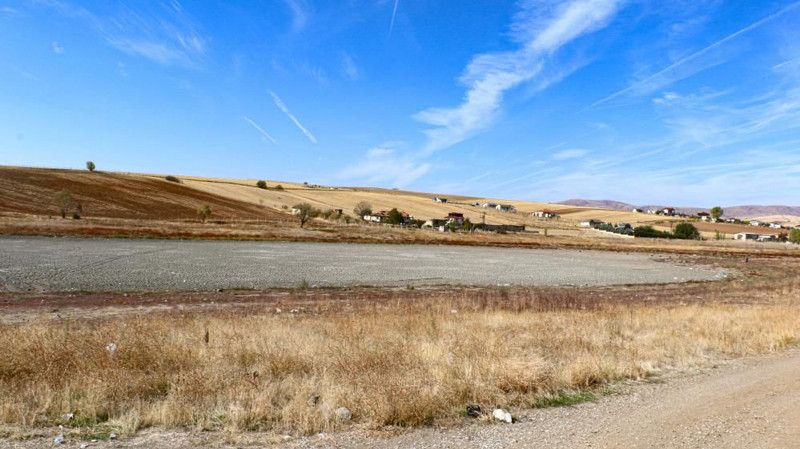Ankara'da korkutan görüntü! Tamamen kurudu - Resim: 3