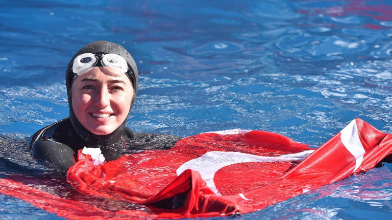 Şahika Ercümen'den Salda Gölü'nde dünya rekoru - Resim: 11