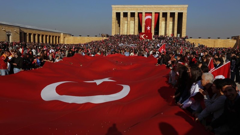 Türk devletlerinin bayraklarındaki 'gizli' mesajlar - Resim: 3