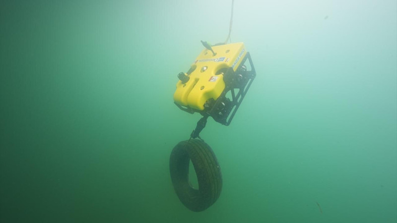 Van Gölü'nün derinliklerinden çıkanlar yürek burktu! Dalgıçlar robotlarla temizledi... - Resim: 1