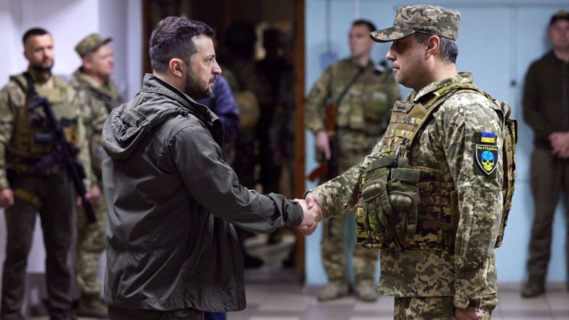 Zelenskiy, ABD baskısıyla çocuk yaştaki gençleri cepheye sürmeyi planlıyor - Resim: 7