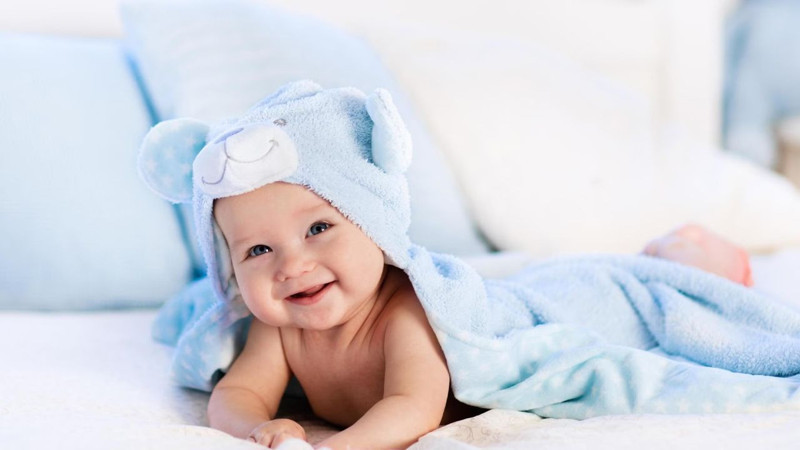 Takipçi kazanmak ve bağış toplamak için 1 yaşındaki çocuğunu zehirledi - Resim: 2