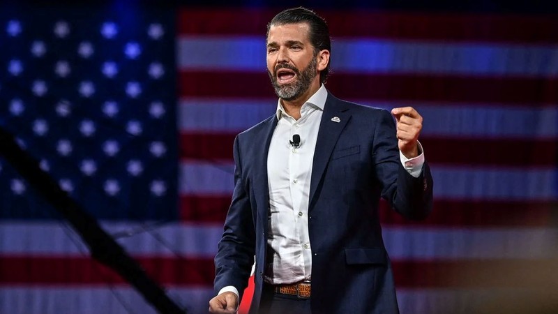 Donald Jr., Zelenskiy'in babasının yemin töreniyle ilgili palavralarını ifşa etti - Resim: 1