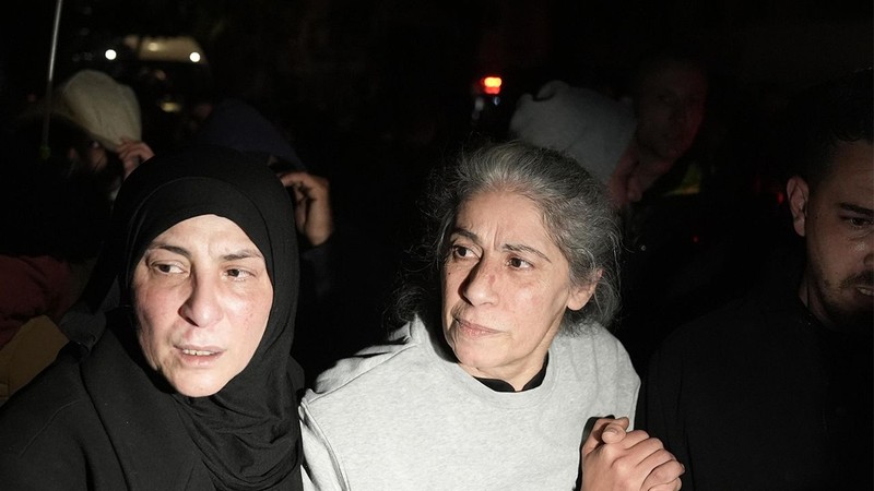 Ateşkesle serbest bırakılan Filistinli kadın lider tanınmaz halde özgürlüğüne kavuştu - Resim: 4