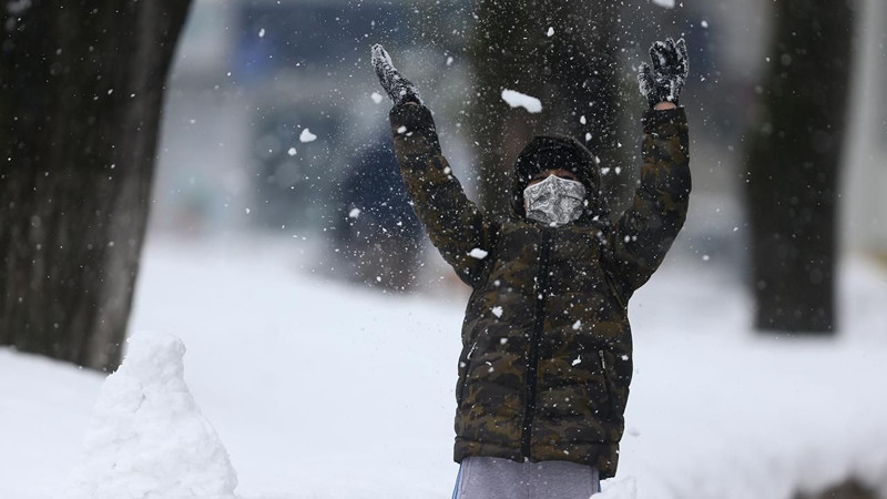 Lapa lapa kar geliyor! Meteoroloji 10 ili uyardı - Resim: 1