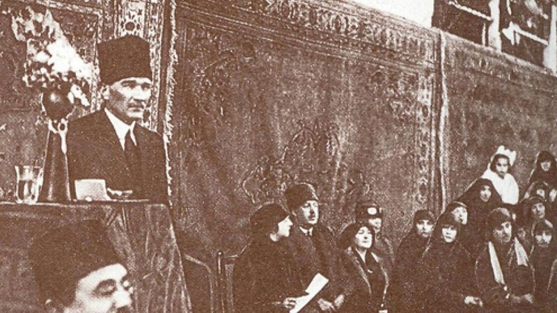 Tarihte Bugün 10 Şubat: Türkiye'nin hafızasına kazınan olaylar (Fotoğraflarla) - Resim: 2
