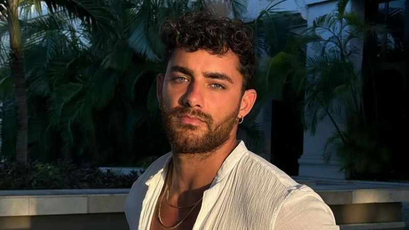 Dünyanın en yakışıklı 100 erkeği belli oldu! Listede 4 Türk isim var - Resim: 11