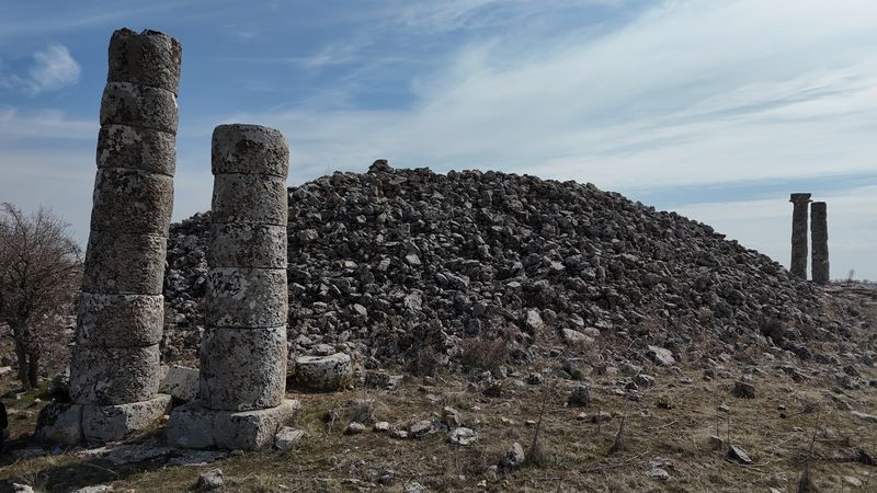 Adıyaman'daki 2060 yıllık 'Dikilitaş Tümülüsü' tarihiyle ilgi çekiyor - Resim: 8