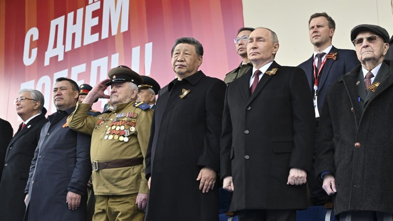Moskova'da Zafer Günü: Putin’den tarihi mesajlar, Kızıl Meydan’da görkemli yürüyüş - Resim: 1
