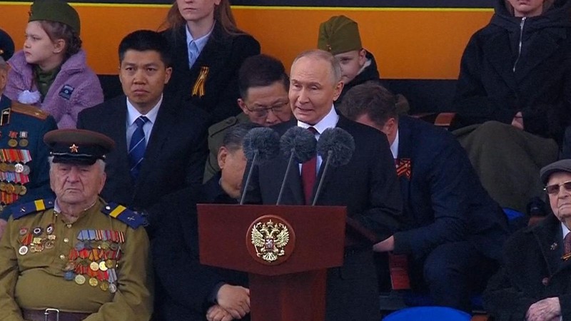 Moskova'da Zafer Günü: Putin’den tarihi mesajlar, Kızıl Meydan’da görkemli yürüyüş - Resim: 4