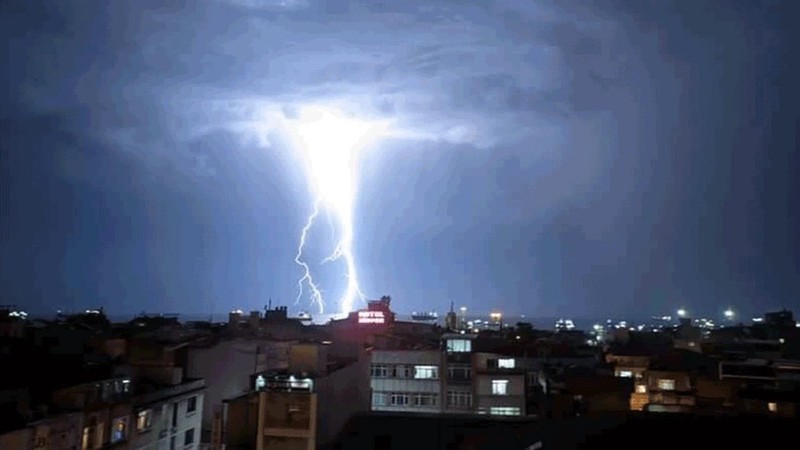 7 ile gök gürültülü sağanak geliyor! Meteoroloji saat vererek uyardı - Resim: 10