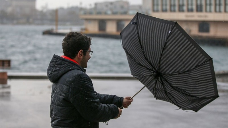 Çatıya dikkat, arabanıza sahip çıkın! Meteoroloji'den çok sayıda ile fırtına uyarısı geldi - Resim: 1
