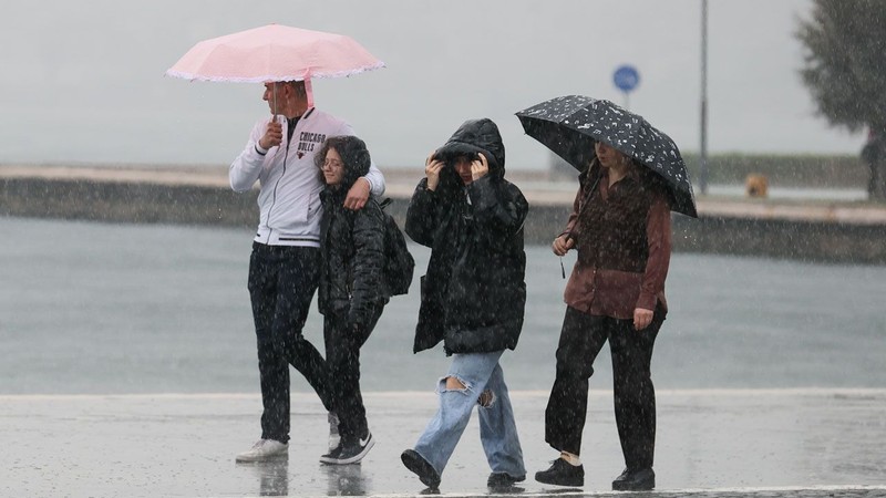 Çatıya dikkat, arabanıza sahip çıkın! Meteoroloji'den çok sayıda ile fırtına uyarısı geldi - Resim: 7