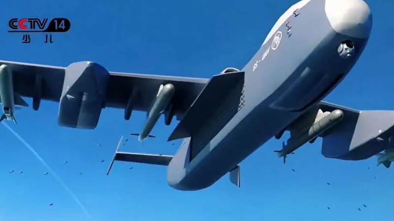 Çin'in dron ana gemisi kamikaze İHA sürüleriyle birlikte süzülecek - Resim: 3