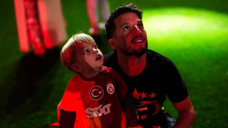 Mertens, Galatasaray'a 5 kupayla veda etti! İşte Belçikalı yıldızın Galatasaray kariyeri - Resim: 6