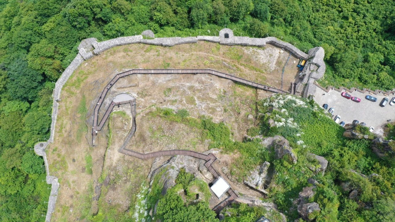 Ordu'nun Ünye ilçesinde bulunuyor! Tam 2 bin 500 yıllık - Resim: 7