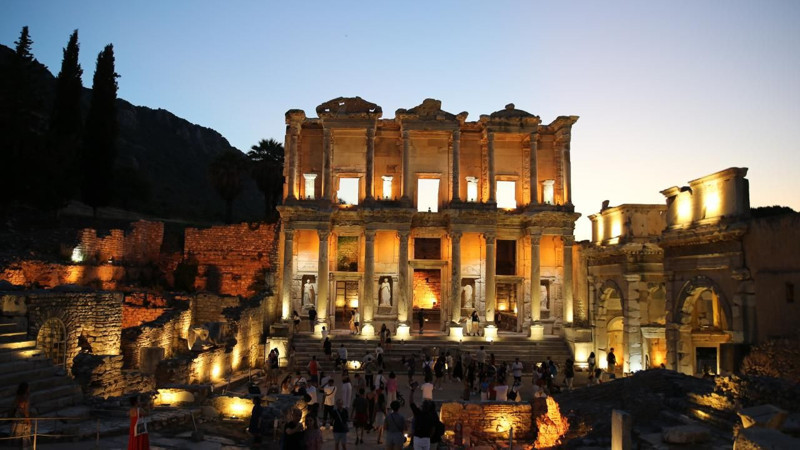 Efes Antik Kenti'nde başladı! 1 Ekim'e kadar devam edecek - Resim: 13